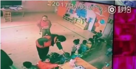 虐童事件频发，我国学前教育亟待完善